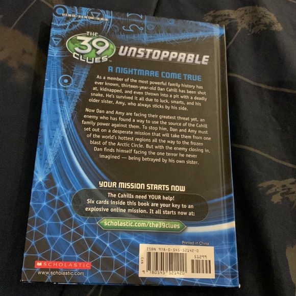 3 EUC Mystery Books - Infinity Ring, The 39 Clues, Zac Power - Picture 10 of 16